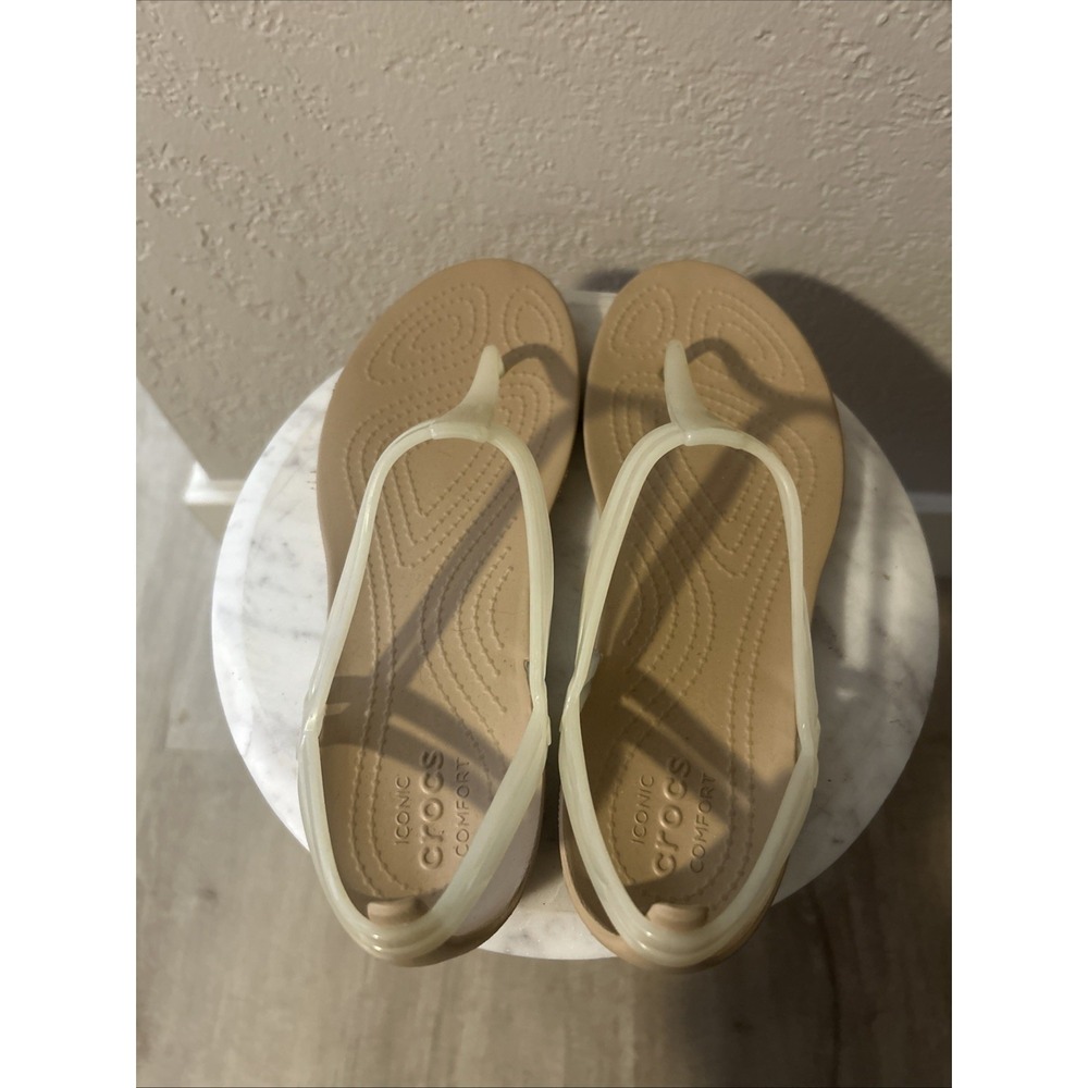 Crocs Isabella T-Strap Sandals In A Tan and Oyster Women's Size 6 - Picture 6 of 6